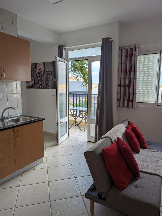 Vila Cabral 1 Bed Apt - Wi-Fi & Air Con Included Sal Rei Kültér fotó