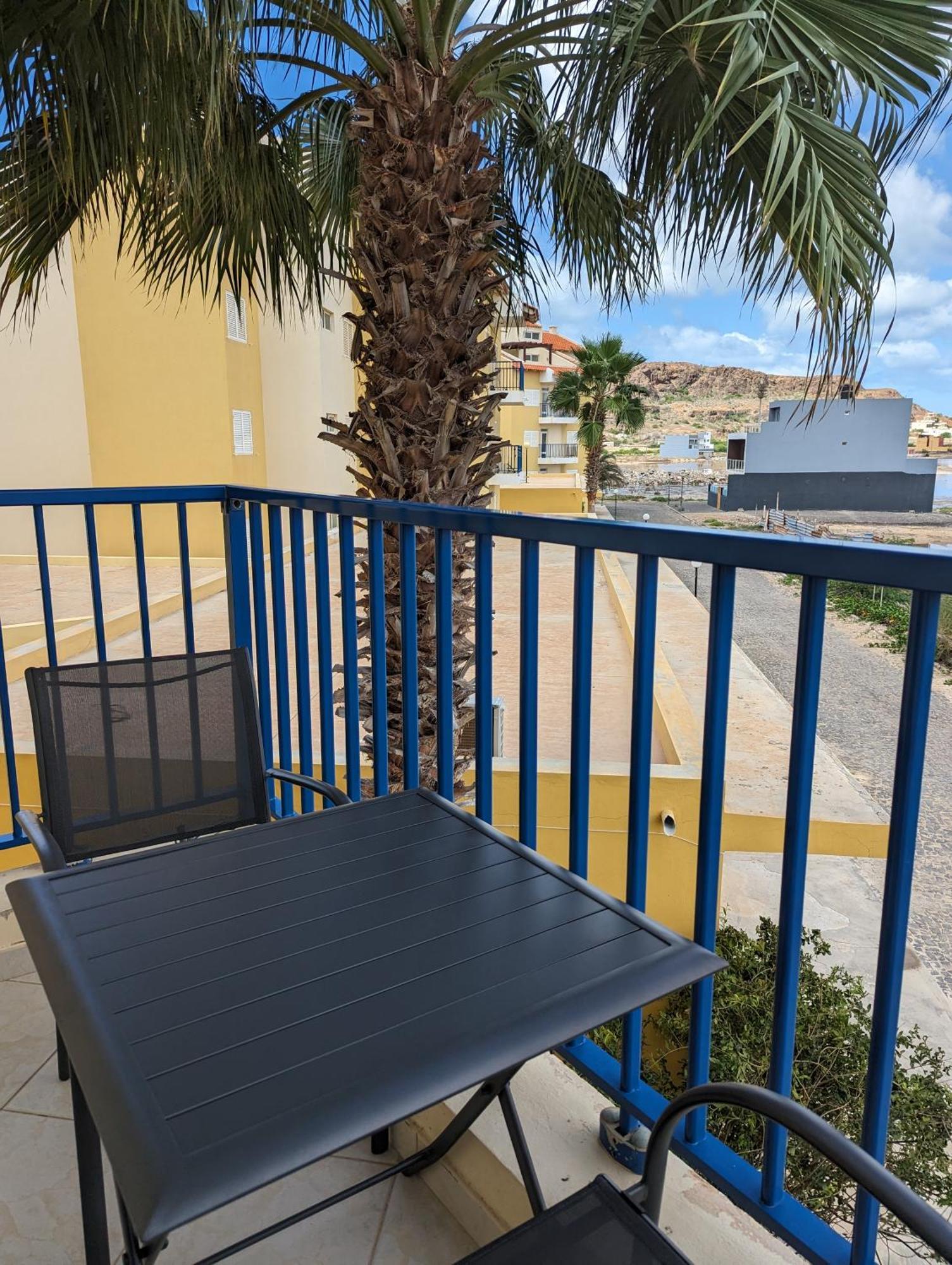 Vila Cabral 1 Bed Apt - Wi-Fi & Air Con Included Sal Rei Kültér fotó
